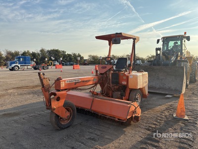 2014 Lay-Mor SM300 Balai automoteur