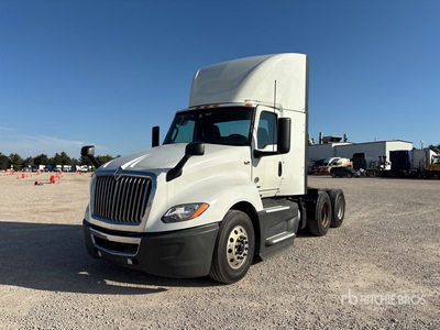 2021 International LT625 6x4 T/A Dagcabine Trekker