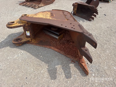 Entek 24 in Digging Excavator Bucket
