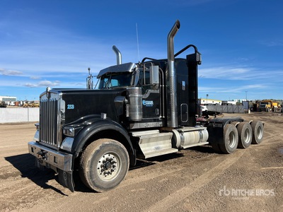 2021 Kenworth W900 8x6 4-Achs Sattelzugmaschine mit Schlafkabine