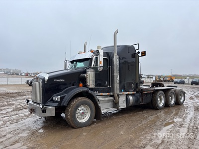 2007 Kenworth T800B 8x6 Sleeper Camion treuil
