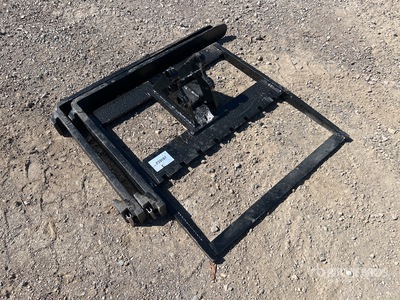 2026 GIYI 750 mm Forks - Fits 1-3 Ton Excavator (Unused)