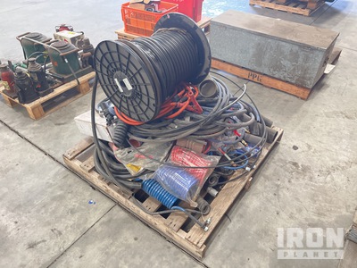Quantity of Misc Truck Parts Parti di autocarro