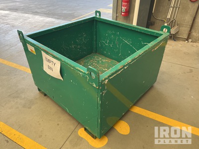 Empty Rigging Box