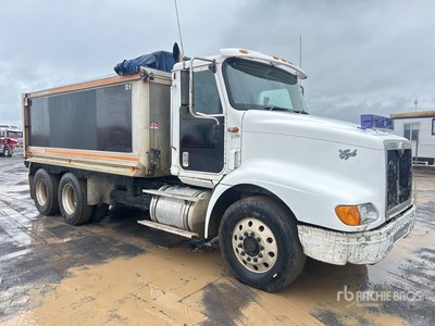 2005 International Eagle 9200L 6x4 T/A Dump Truck