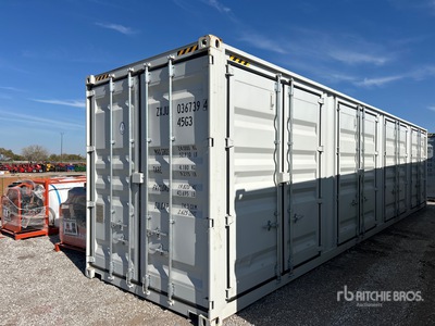 2026 40 ft High Cube Multi-Door Multi doors are bolted together with metal brackets. Storage Container