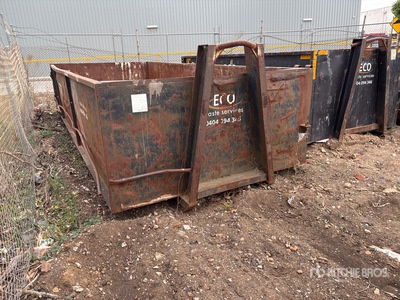 Quantity of (1) 10 m3 Contenedor de rodillo