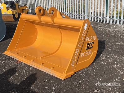 2026 SEC 76 in Ditching 76" to fit PC200 ditching Excavator Bucket - Fits Komatsu PC200 (Unused)