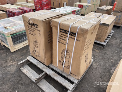 Quantity of (2) Multiquip PT2230 2000 W مكنسة كهربائية (Unused)