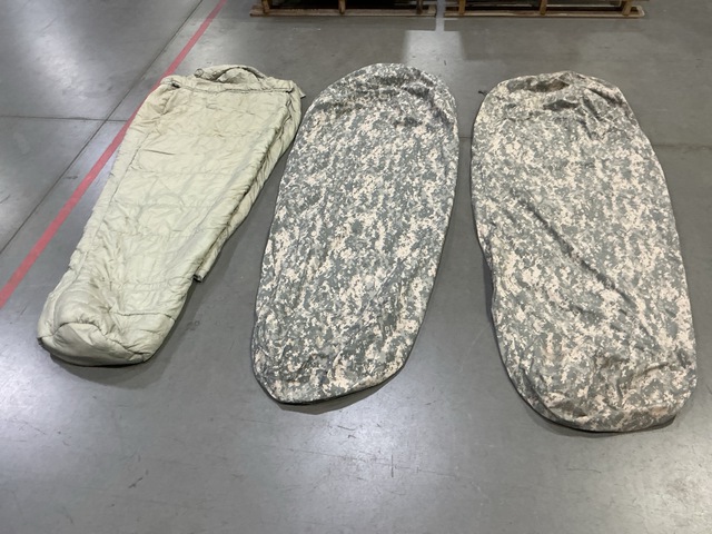 (25) Bivy Covers, (12) Sleeping Bags & (17) Sleeping Mats (25) Bivy Covers, (12) Sleeping Bags & (17) Sleeping Mats