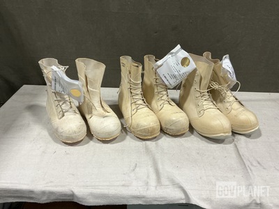 (13) Pairs of Extreme Cold Weather Boots