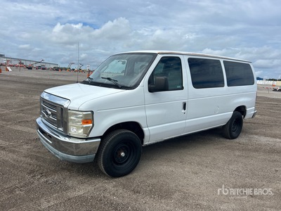 2009 Ford E-350 Super Duty 10 Passagiersbusje