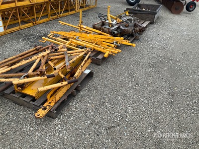 Quantity of Gomaco Bridge deck parts