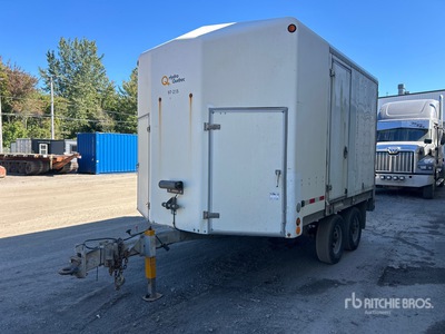 2009 JL Leclerc 13 ft T/A Enclosed Trailer