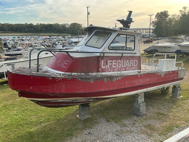 2004 Seaark Dauntless 32 ft Rescue Boat