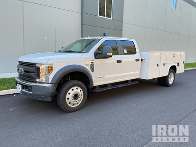 2018 Ford F-450 XL 4x2 Crew Cab Utility Truck