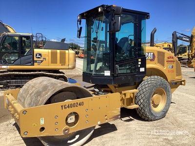 2024 Cat CS7 Walzenzug mit Glattmantelbandage