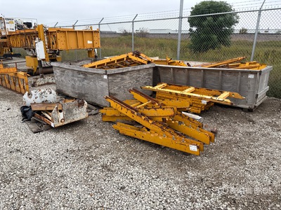Gomaco C-450 Bridge Deck Finisher