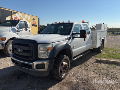 2016 Ford F-550 4x2 Crew Cab Utility Truck (Inoperable)