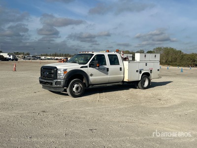 2015 Ford F-550 XL 4x2 Crew Cab Camion utilitaire