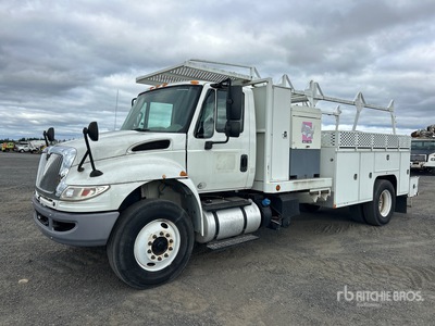 2015 International 4300 4x2 Utility Truck