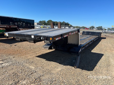2012 Specialized XL60 40000 lb T/A Removable Gooseneck Lowboy Trailer
