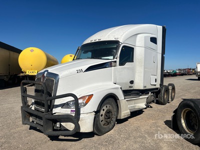 2023 Kenworth T-680 6x4 T/A Day Cab Truck Tractor