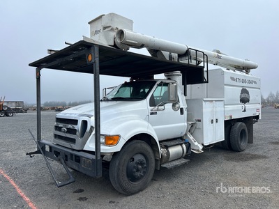 2012 Ford F-750 4x2 Chipper Truck (Inoperable)