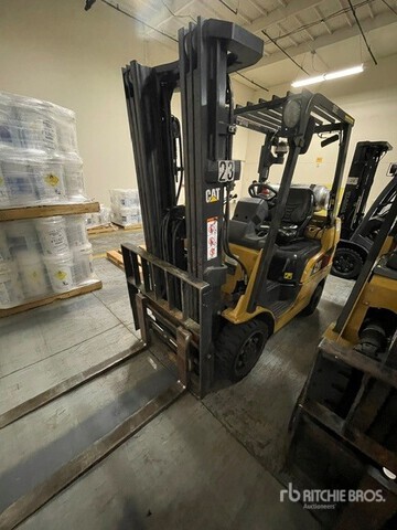 2012 Cat 2C5000 4700 lb Forklift
