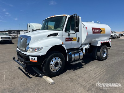 2015 International DuraStar 4300 2000 gal Water Truck