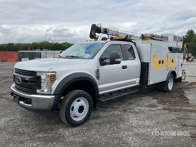 2019 Ford F-550 XL 4x2 Extended Cab Service Truck
