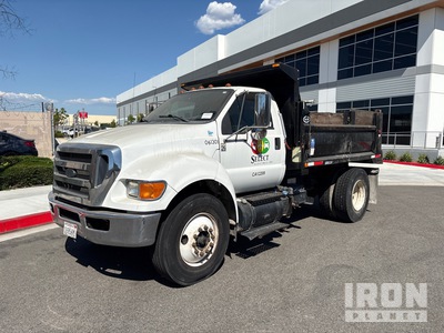 2013 Ford F-750 4x2 S/A-kiepwagen
