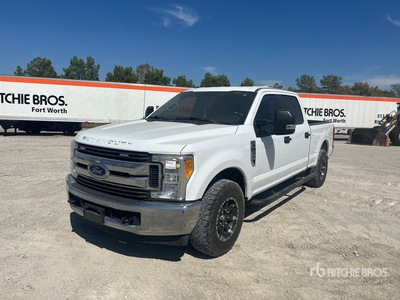 2017 Ford F-250 STX 4x2 Crew Cab Pickup