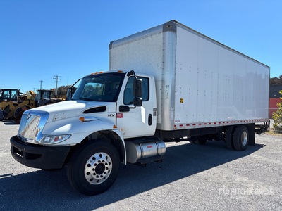 2020 International MV607 4x2 Furgonetka