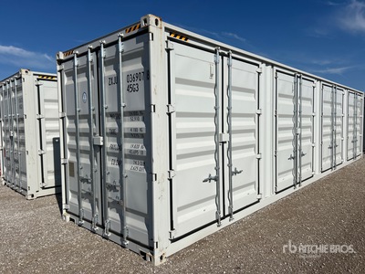 2026 40 ft High Cube Multi-Door Multi doors bolted together with metal brackets. Storage Container