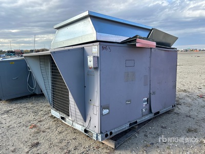Carrier 48TFE012-101 Rooftop エアコン