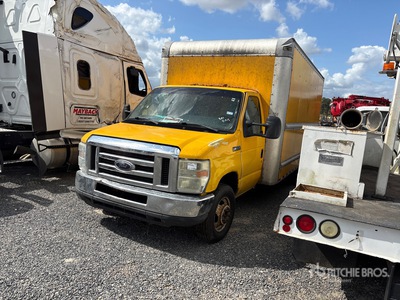 2015 Ford E-350 4x2 Cargo Van Truck (Inoperable)