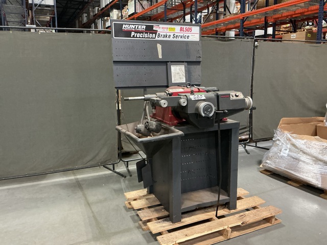 Hunter Engineering BL505 Bench Brake Lathe