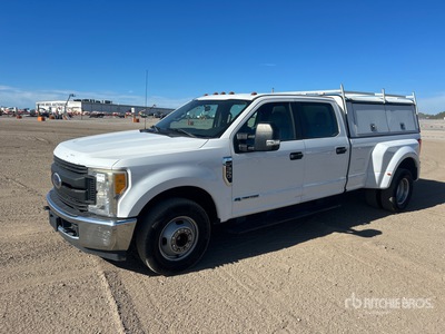 2017 Ford F-350 4x2 Crew Cab Pickup