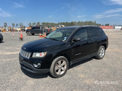 Jeep Compass 2WD SUV