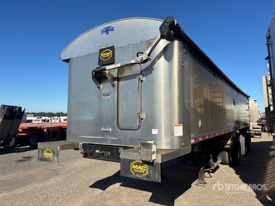 2022 MAC 37 ft Tri/A Aluminum Remolque banera