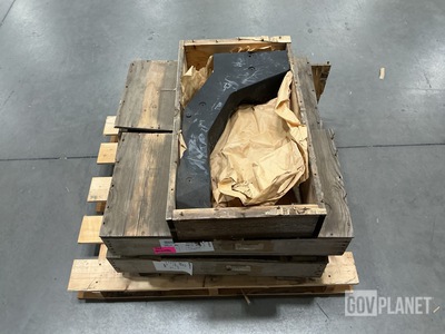 (5) Oshkosh 3121847 Mounting Brackets