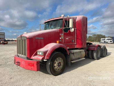2008 Kenworth T800 6x4 Ciągnik siodłowy T/A z kabiną sypialną