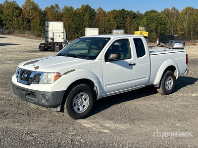 2015 Nissan Frontier 4x2 Extended Cab Pickup