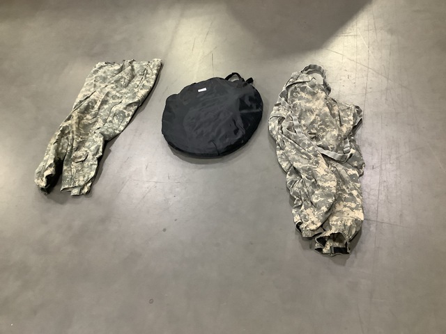 (5) Pairs of Wet Weather Trousers, (3) Pop-Up Bednets & Assorted Items