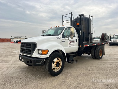 2000 Ford F-650 4x2 Camión Caja Abierta
