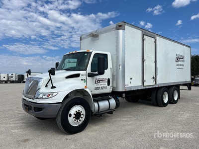 2019 International MV607 6x4 Locomotive Service Truck