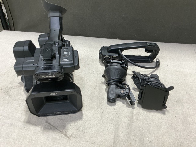 Panasonic HC-X1000 Camcorder