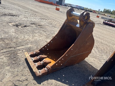 Cat BKDB36SD 31 in Excavator Bucket - Fits Cat 336E
