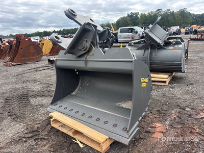 Craig 72 in Hydraulic Tilting Excavator Bucket - Fits Volvo EC300